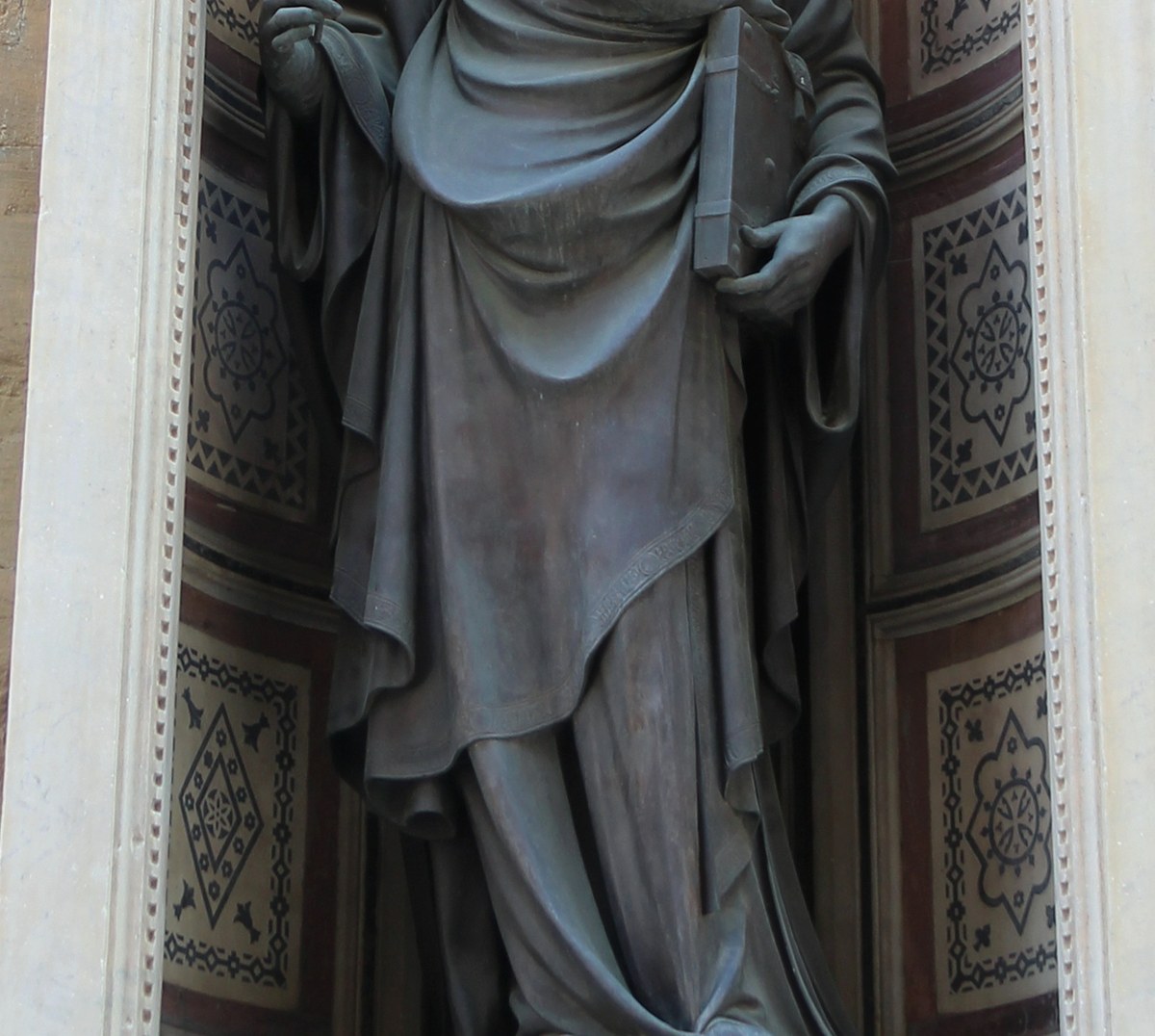 Layered dalmatic detail from the exterior replica of Ghiberti’s St Stephen